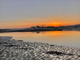 Solent Landing No 16 Beach Retreat