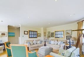 Solent Landing No 16 Beach Retreat