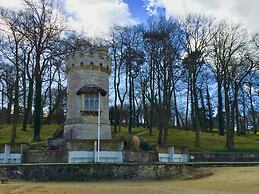 Gothic Cottage Hot Tub Fire Pit Pizza Oven Gas Bbq