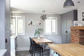 Gothic Cottage Hot Tub Fire Pit Pizza Oven Gas Bbq