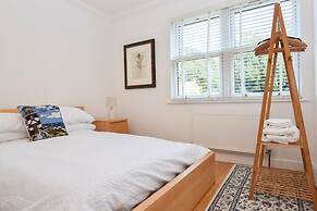 Queens Mews a Coastal Holiday Home