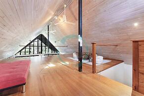 ZENLUX - 3-Story Corporate Golf Retreat