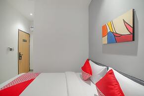 Capital O 90447 Kardopa Hotel Megapark