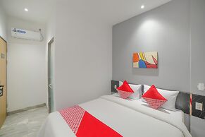 Capital O 90447 Kardopa Hotel Megapark