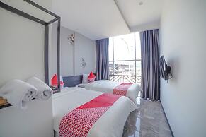 Capital O 90447 Kardopa Hotel Megapark