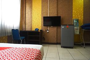 Capital O 3952 Hotel C 18 Cibaduyut