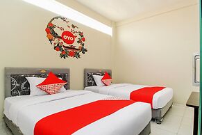 OYO 168 K-15 Residence