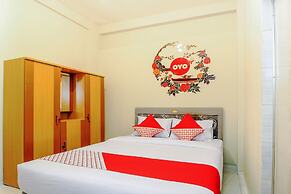 OYO 168 K-15 Residence