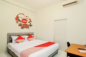 OYO 168 K-15 Residence