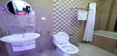 MeroStay 128 AI Hotel