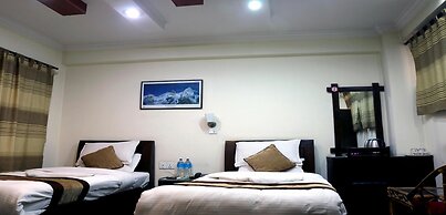 MeroStay 128 AI Hotel