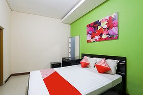 OYO 90193 D'waru Homestay Syariah