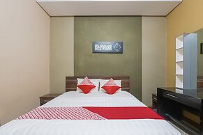 OYO 90193 D'waru Homestay Syariah