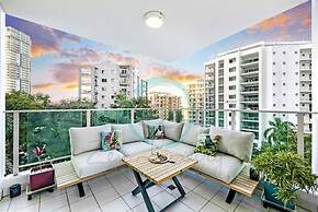 ZEN TREE BLOSSOM - 3BR Luxury Apartment