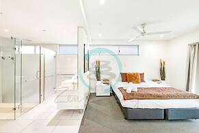 ZEN TREE BLOSSOM - 3BR Luxury Apartment