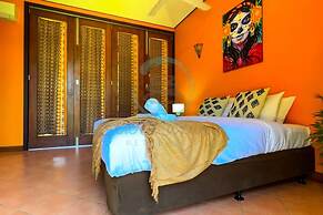 ZENHOUSE NIGHTCLIFF - 6BR Tropical Oasis