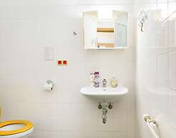 Treasure Home Apartment 1050