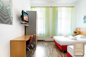 Treasure Home Apartment 1050