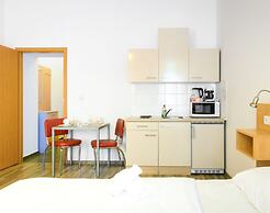 Treasure Home Apartment 1050