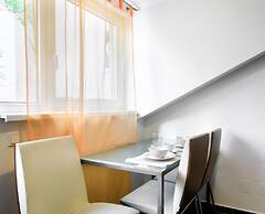 Treasure Home Apartment 1050