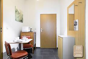 Treasure Home Apartment 1050