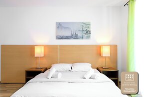 Treasure Home Apartment 1050