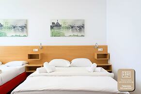 Treasure Home Apartment 1050