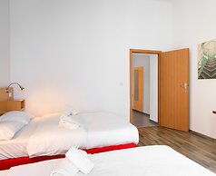 Treasure Home Apartment 1050