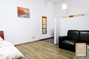 Treasure Home Apartment 1050