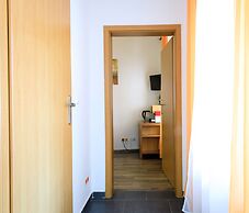 Treasure Home Apartment 1050