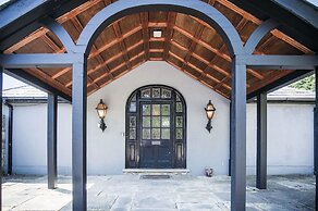 Pendine Manor - 9 Bedroom Manor House - Pendine