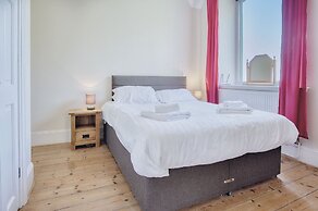 Pendine Manor - 9 Bedroom Manor House - Pendine