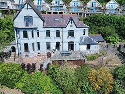 Pendine Manor - 9 Bedroom Manor House - Pendine