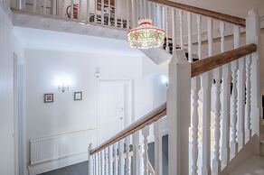 Pendine Manor - 9 Bedroom Manor House - Pendine