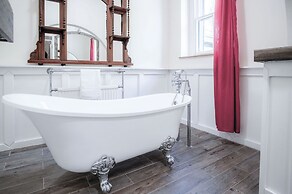 Pendine Manor - 9 Bedroom Manor House - Pendine