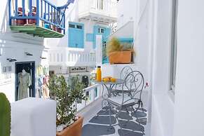 CAPRI Downtown Rooms