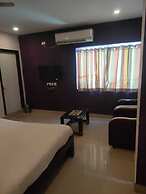 iROOMZ Hotel Diamond Park