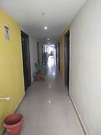 iROOMZ Hotel Diamond Park