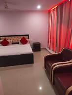 iROOMZ Hotel Diamond Park