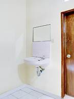 Super OYO 3261 Hotel Ratu