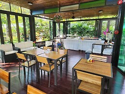 Baan Nern Khao Resort