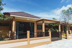 Baan Nern Khao Resort