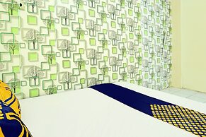 SPOT ON 92400 Dhaha Penginapan House Syariah