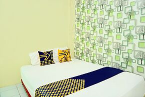 SPOT ON 92400 Dhaha Penginapan House Syariah