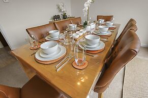 Charming 3-bed House Sleeps 6 in Rural Setting