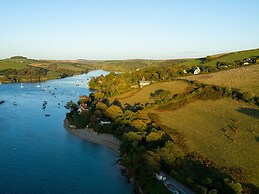 Mayflower, 9 Coronation Road