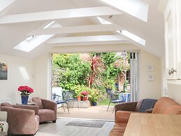 Mayflower, 9 Coronation Road