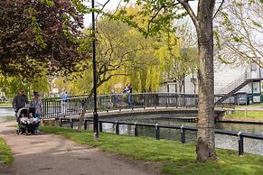 Charming 3-bed Apartment in South end on sea