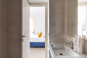 Maria's Bright Flats at the Cathedral