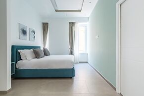 Maria's Bright Flats at the Cathedral